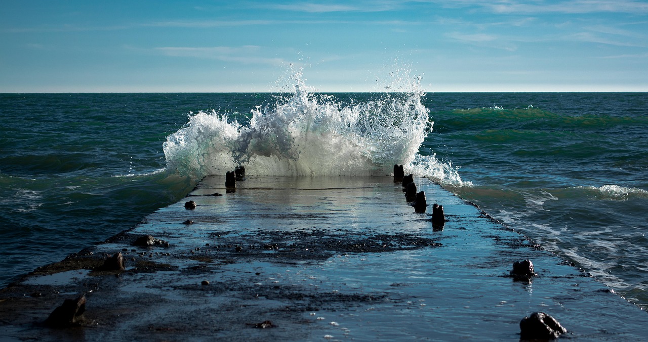 wave, pier, spray, nature, sea, sea wave, clear sky, clear weather