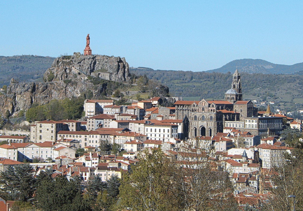 le puy en velay, auvergne, panorama, volcanoes, upper town, auvergne, auvergne, auvergne, auvergne, auvergne