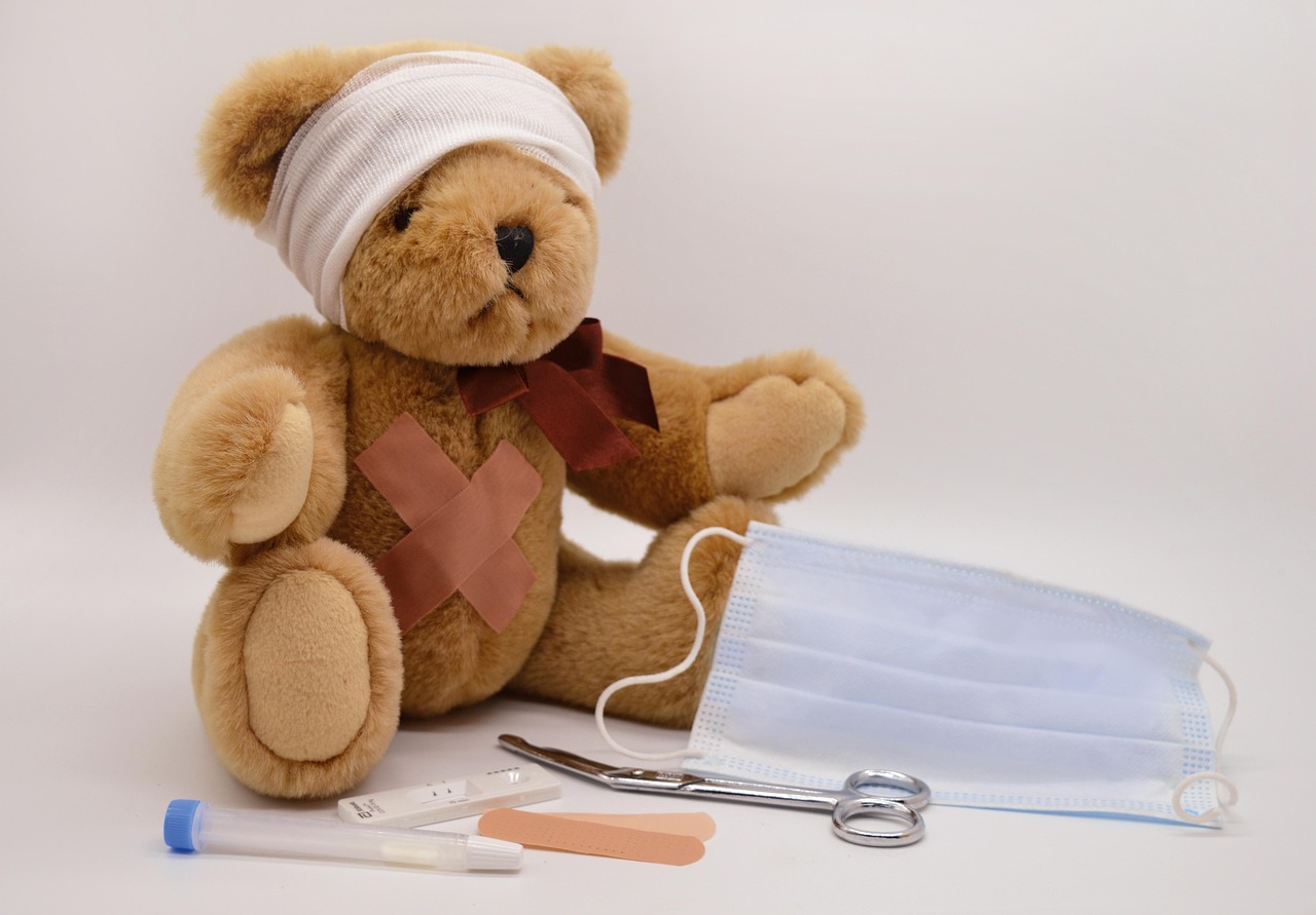 teddy bear, healthcare, pediatrician, ill, illness, mask, patch up, supply, connect, teething, corona test, testing, corona, covid-19, teddy, to comfort, more cuddly, cuddly toy, corona self test, pediatrician, pediatrician, pediatrician, pediatrician, pediatrician