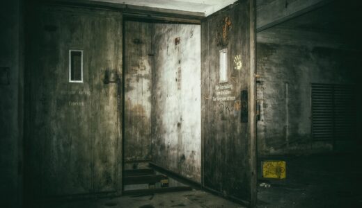 lost places, elevator, underground, dark, gloomy, weird, mood, mystical, spooky, darkness, shadow, horror, fear, nightmare, door, open, lift, abandoned, empty, broken, destroyed, old, lapsed, decay, abandoned places, horror, horror, horror, horror, horror