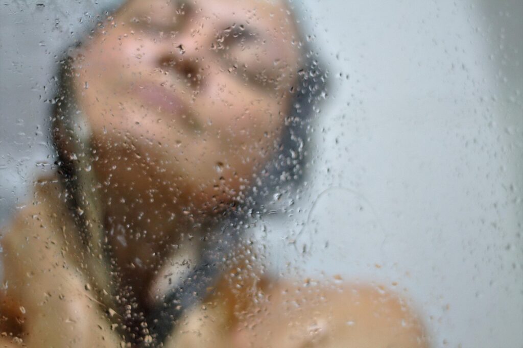 woman, bath, wet, water, glass, glass surface, bathing, taking a bath, sensual, female, seductive, nature, skin