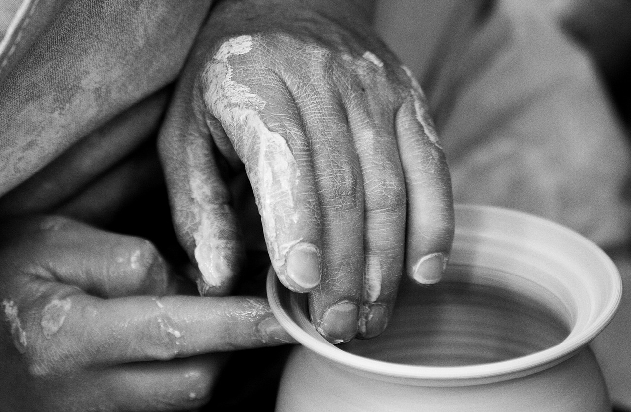 potter, hands, volume, tonkunst, handwork, shaped, arts and crafts, potter, potter, potter, potter, potter